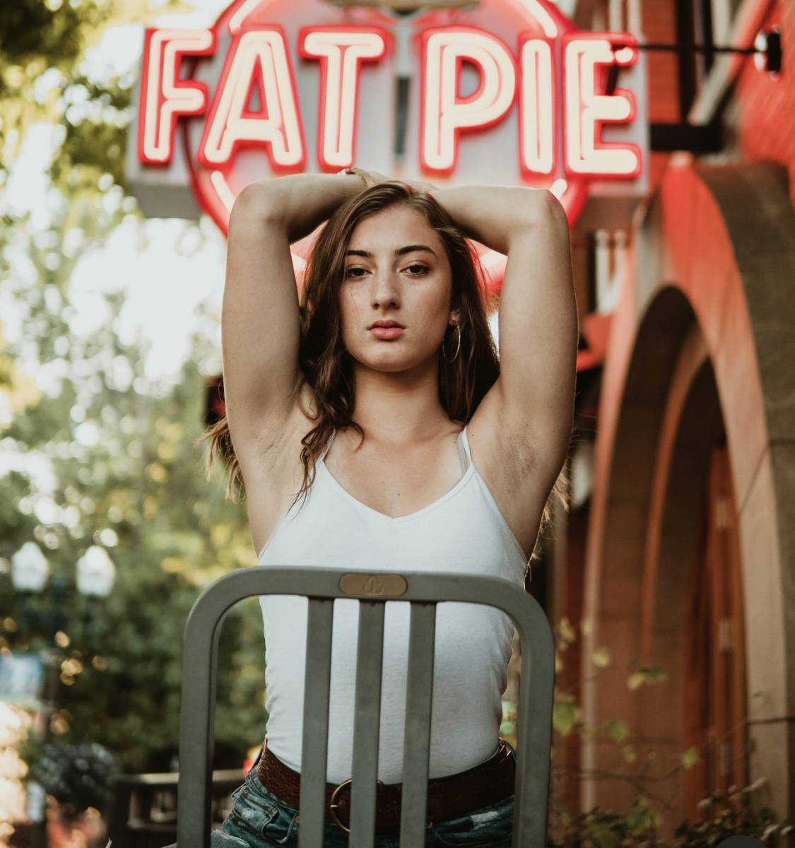 Esthéticienne à domicile disponible 7j/7 autour de moi Talence 33400 