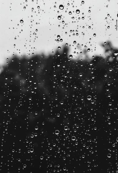 Moment de détente avec un massage à domicile pendant un jour pluvieux à Bordeaux 33000 en Gironde