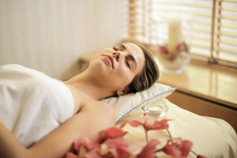 Soins beauté et bien être pas cher à domicile à bordeaux 33000